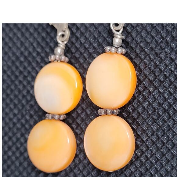 Chic Artisan 925 Sterling Orange Peach Mother-of-Pearl Bead Dangle Earrings - Picture 3 of 6